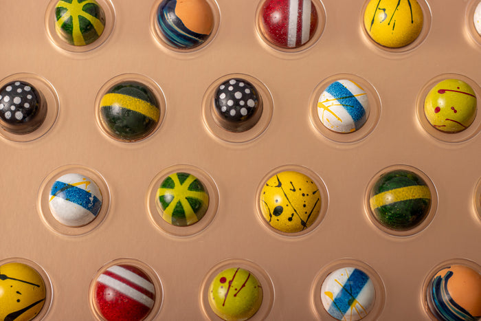 Artisanal Pralines Gift Box - 28 pieces