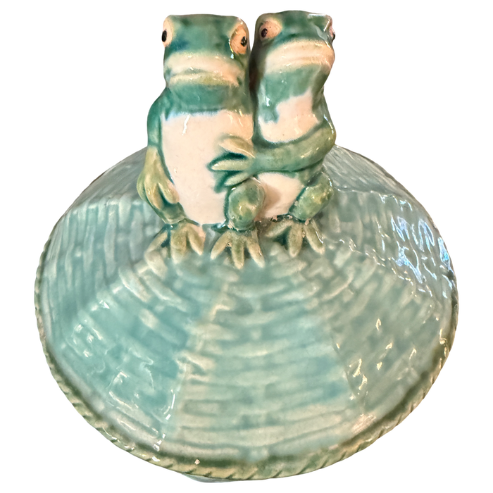 Vintage Majolica Frog Basketweave Lidded Bowl
