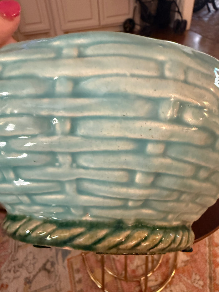 Vintage Majolica Frog Basketweave Lidded Bowl