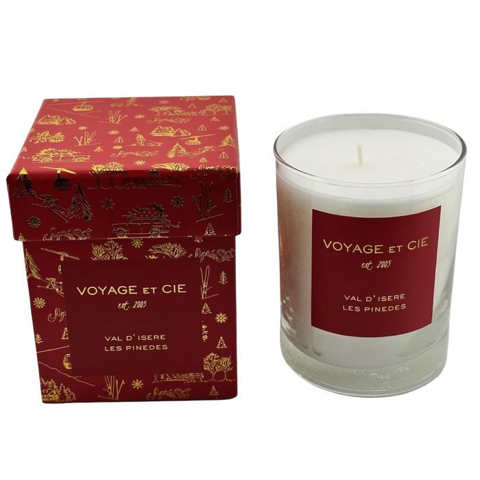 Voyage et Cie Charlevoix Noël candle in classic red holiday gift box – luxury Christmas scent